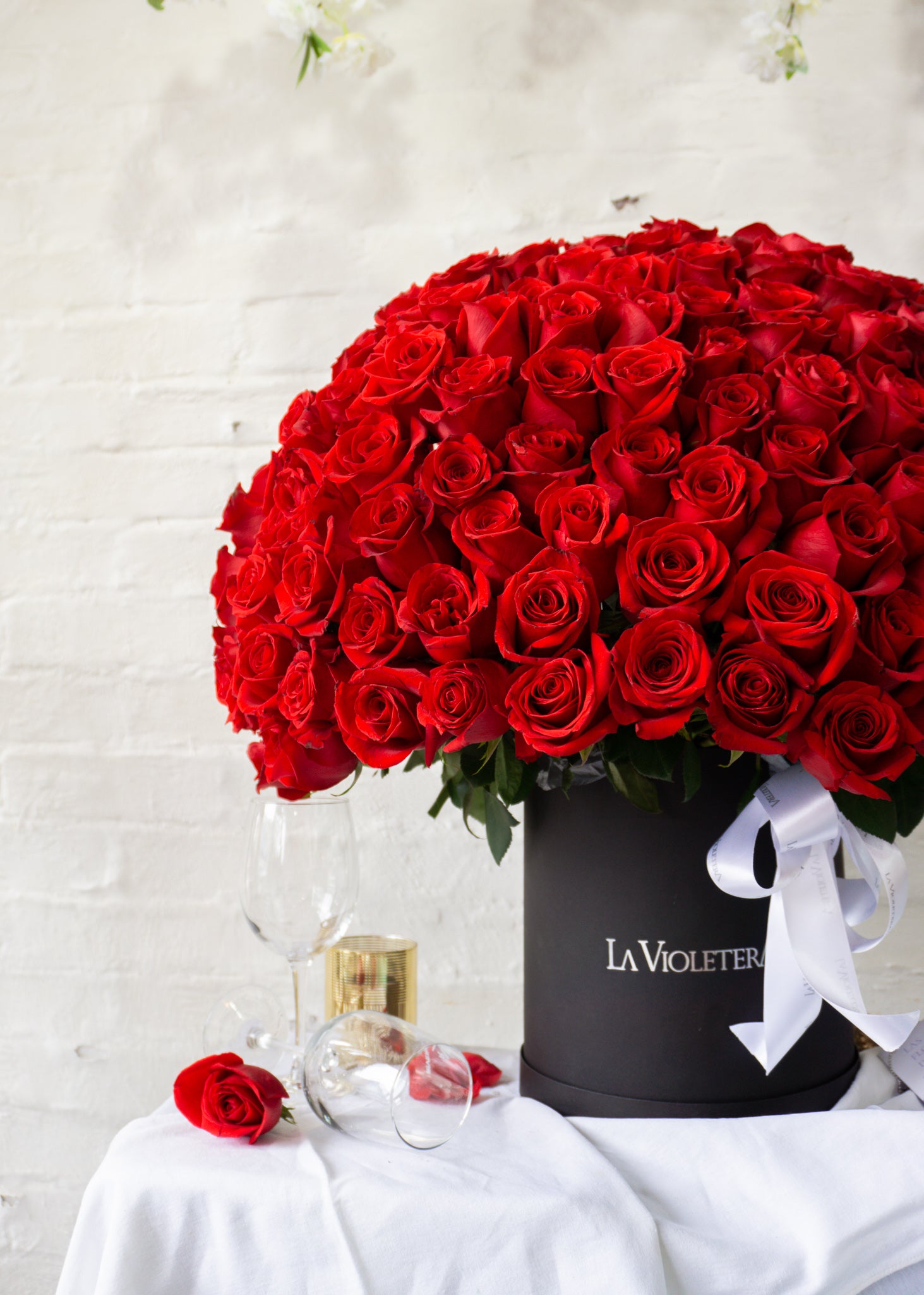 Erika , espectacular caja con 300 rosas