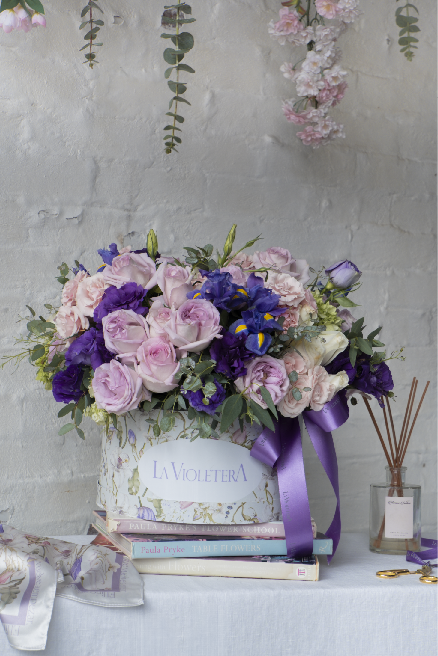 Amatis, Rosas en tonos suaves a lilas y morados