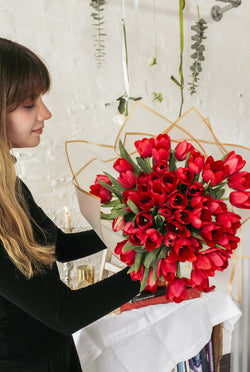 Jessica, hermoso ramo con 50 tulipanes